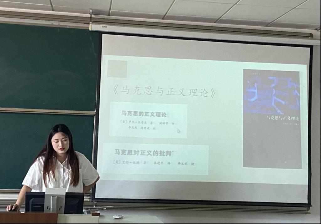 11812